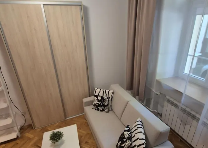 Silent Garncarska Apartment